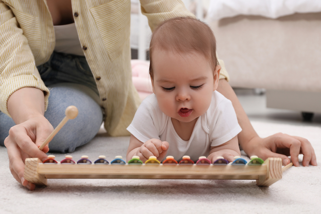 Stimulating Curiosity With Sensory Play